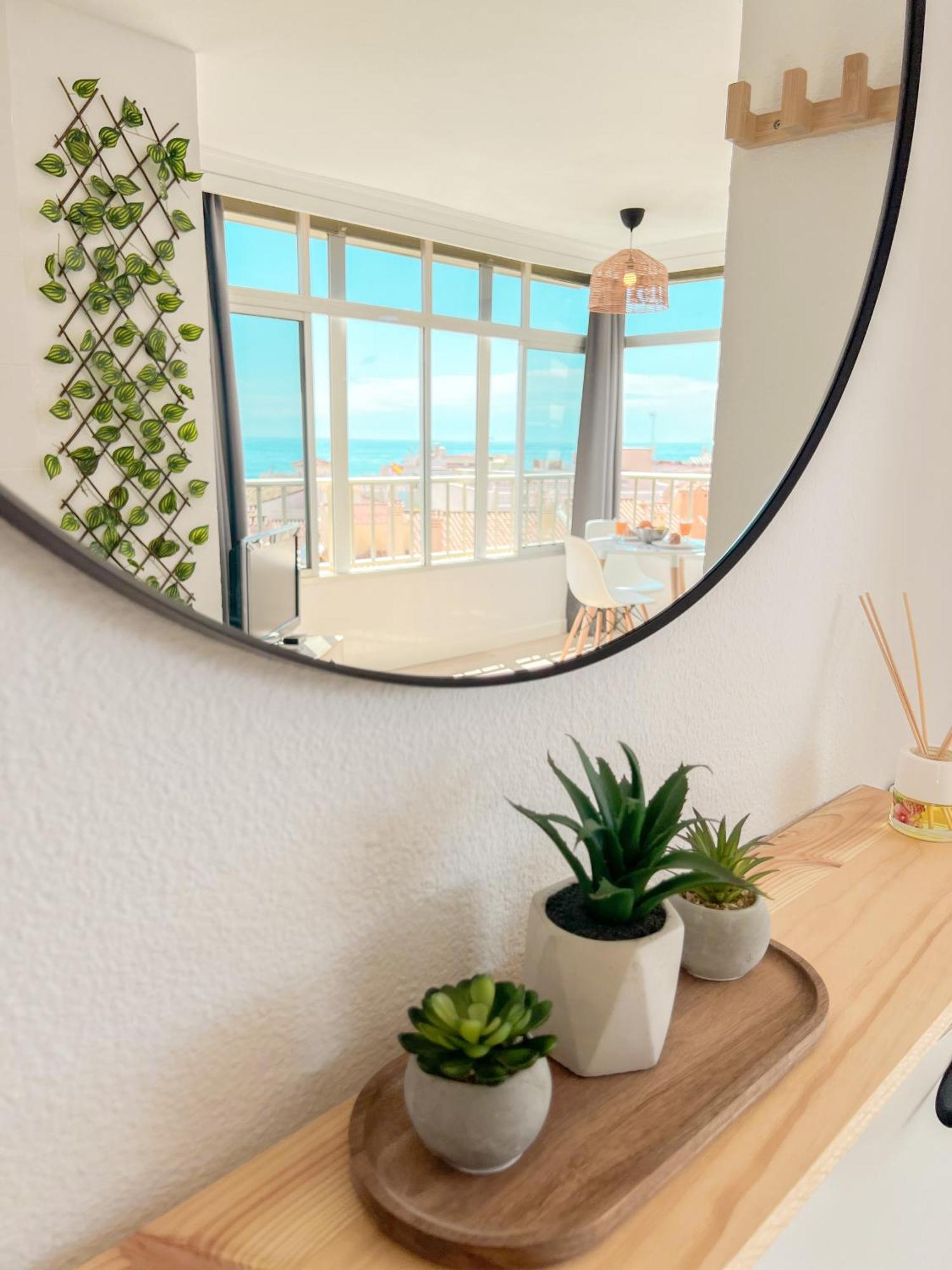 Palm Beach Aparment Sea Views Torremolinos Exterior photo
